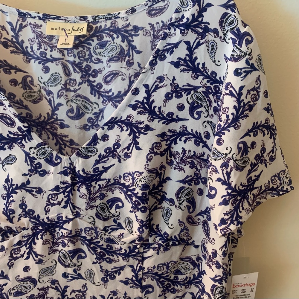 Maison Jules Paisley Asymmetric Hem Blouse - Picture 4 of 10